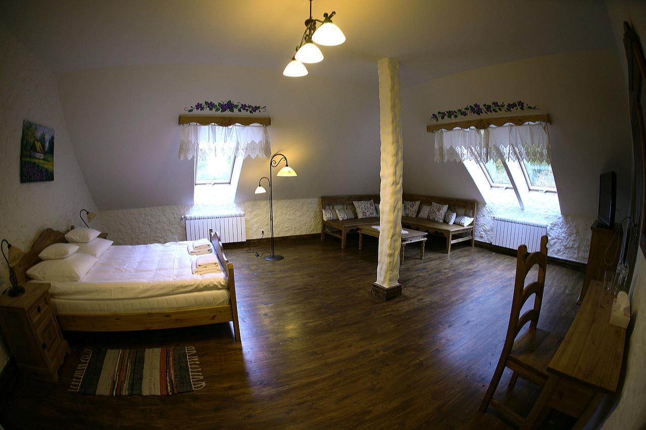 Aparthotel Lipowy Gosciniec Otwock Maly Zimmer foto
